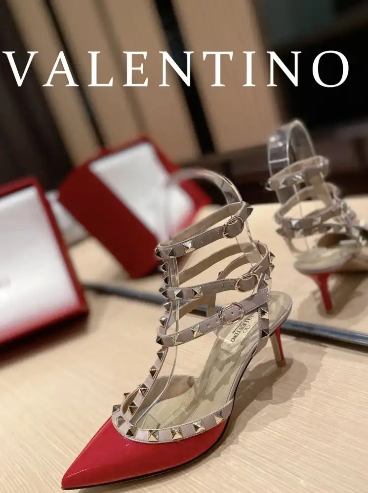 hype Valentino High Heels