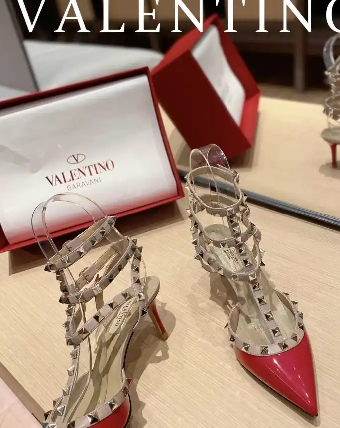 hype Valentino High Heels