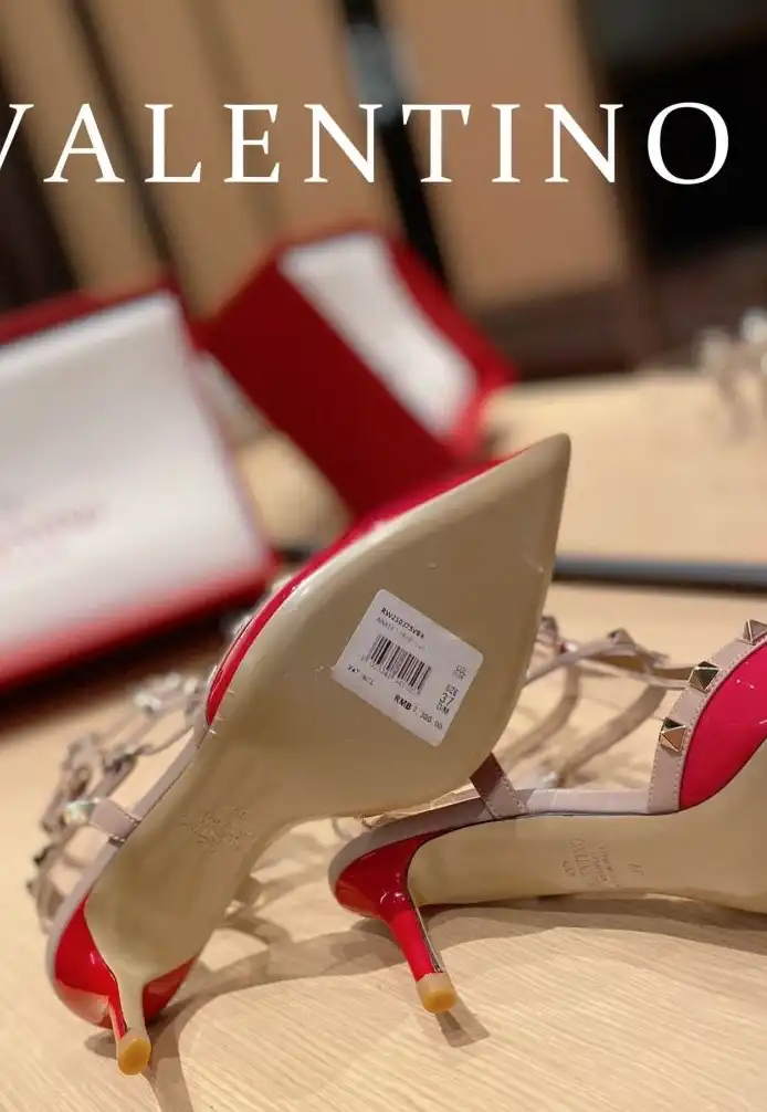 hype Valentino High Heels