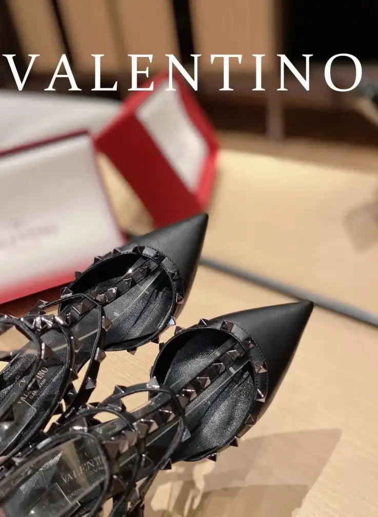 hype Valentino High Heels