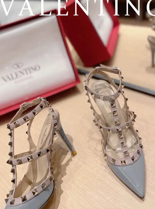 hype Valentino High Heels