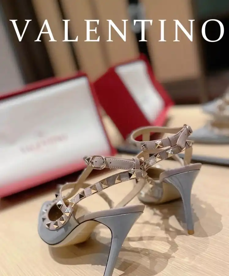 hype Valentino High Heels