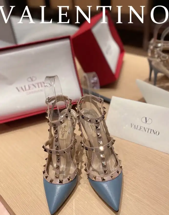 hype Valentino High Heels