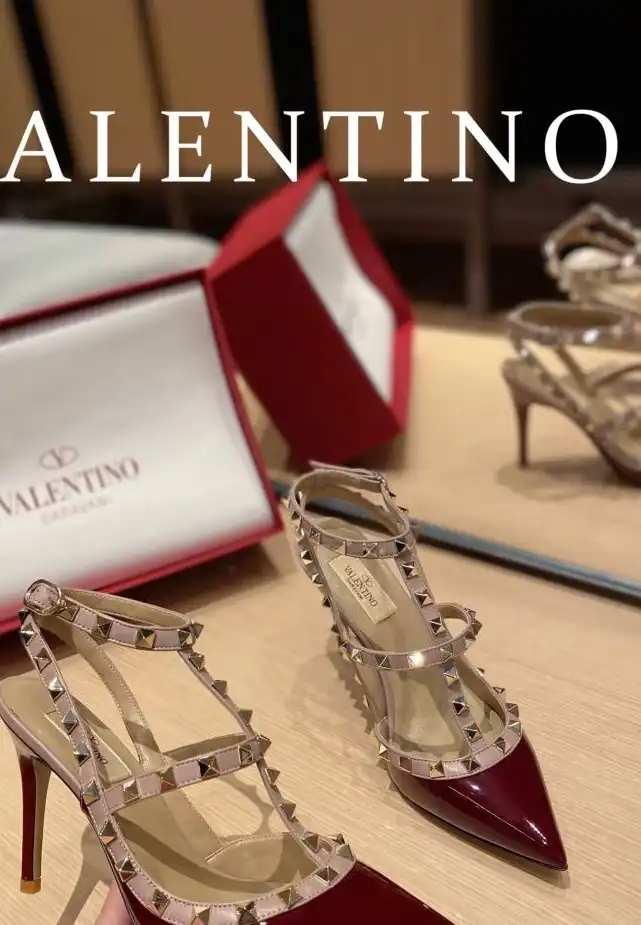 hype Valentino High Heels