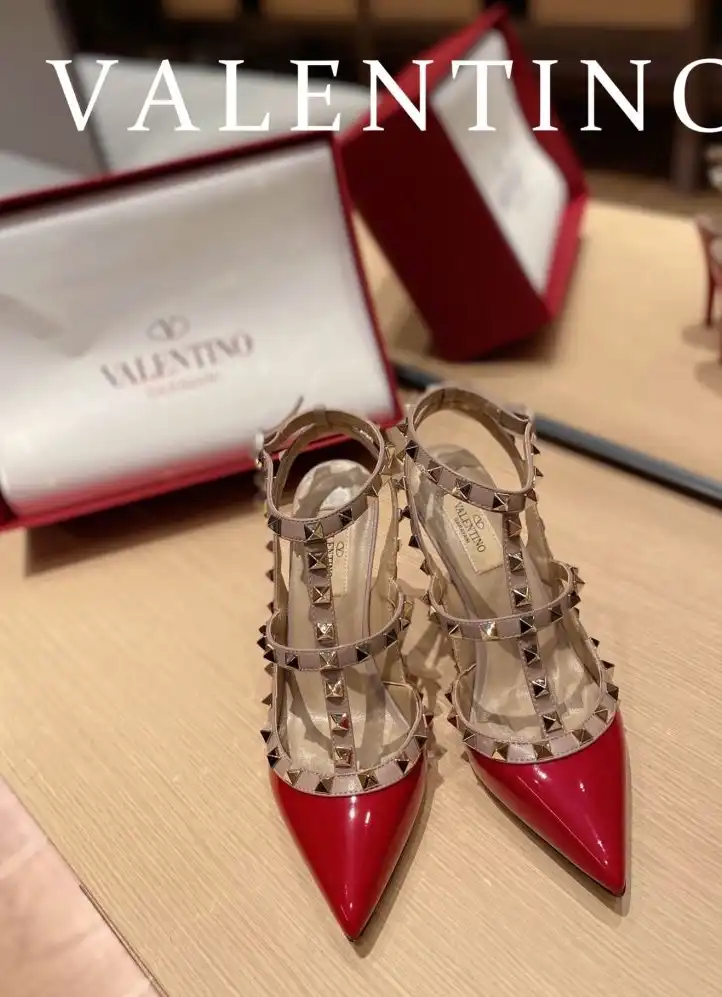 hype Valentino High Heels