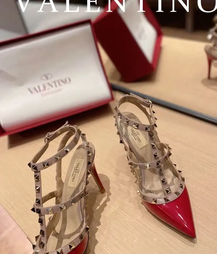 hype Valentino High Heels