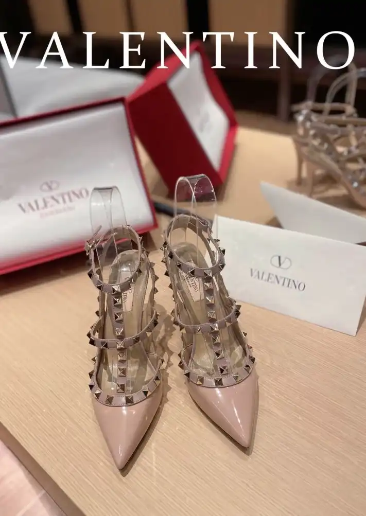 hype Valentino High Heels