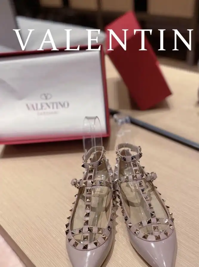 hype Valentino High Heels