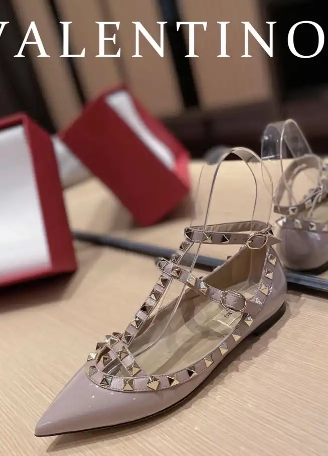 hype Valentino High Heels