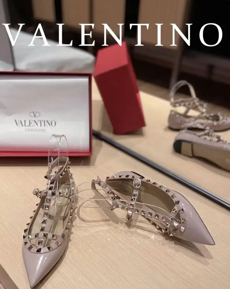 hype Valentino High Heels