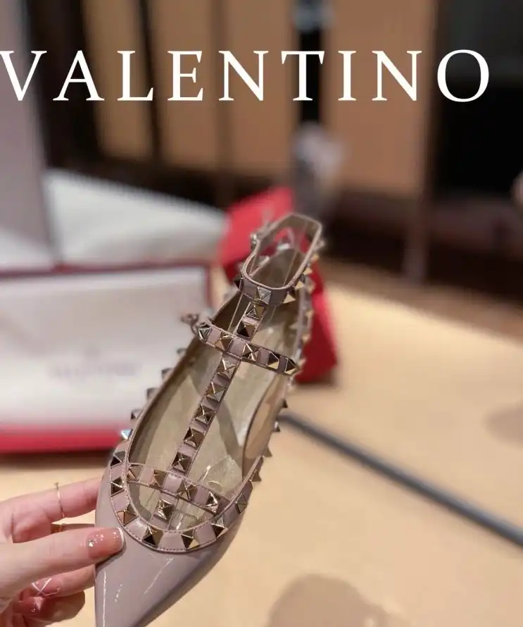 hype Valentino High Heels