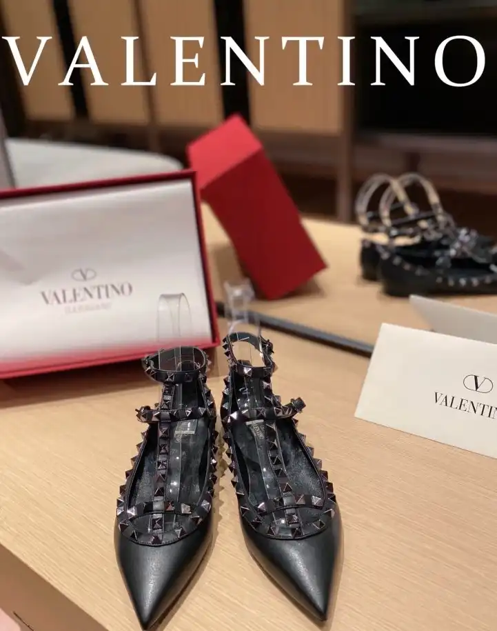 hype Valentino High Heels