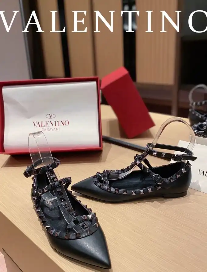 hype Valentino High Heels