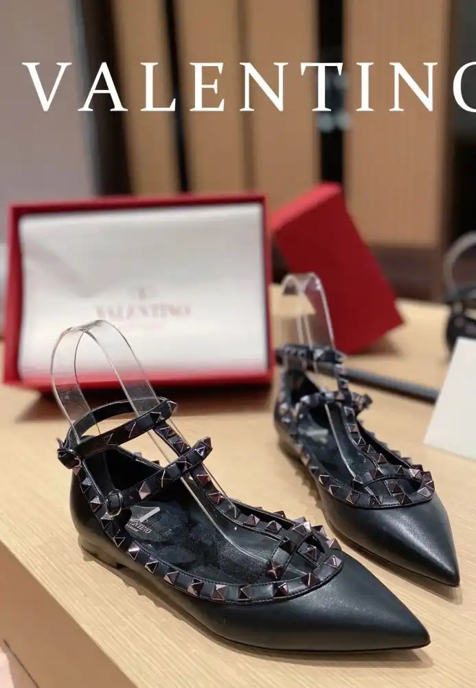 hype Valentino High Heels