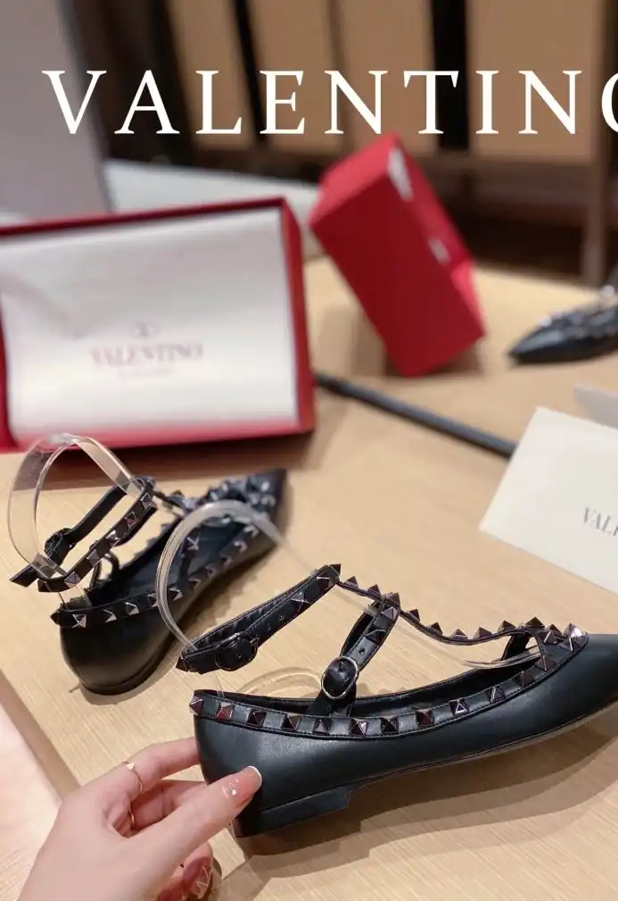 hype Valentino High Heels