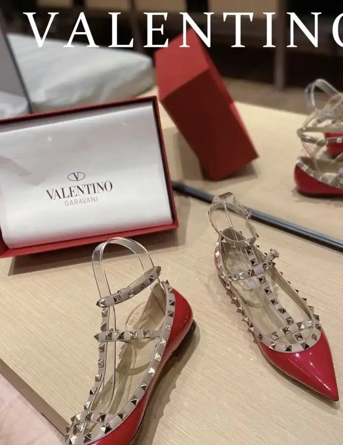 hype Valentino High Heels