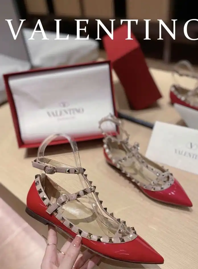 hype Valentino High Heels