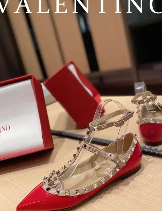 hype Valentino High Heels