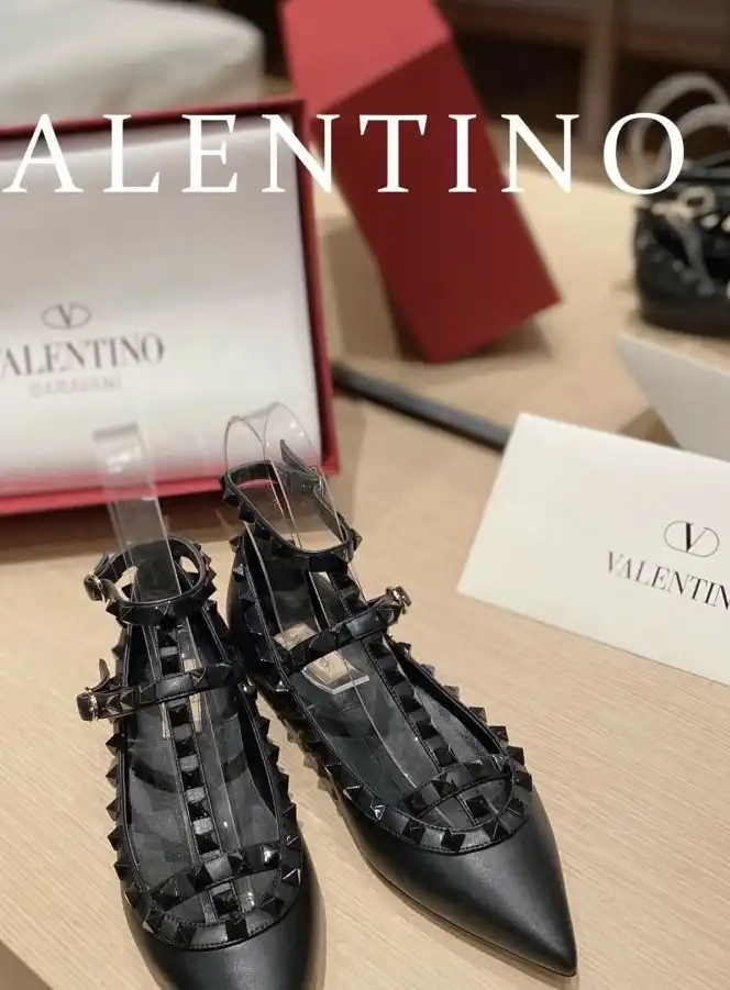 hype Valentino High Heels