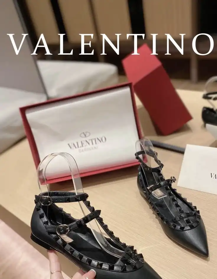 hype Valentino High Heels