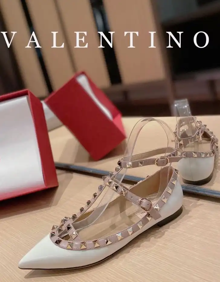 hype Valentino High Heels