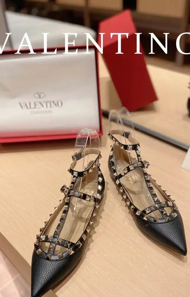 hype Valentino High Heels