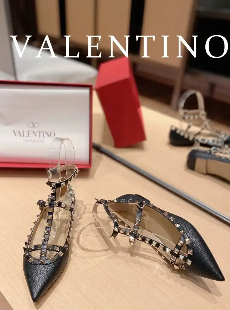 hype Valentino High Heels