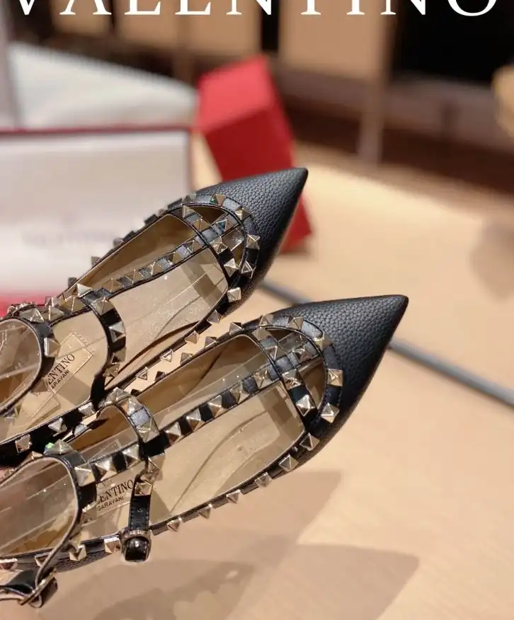 hype Valentino High Heels