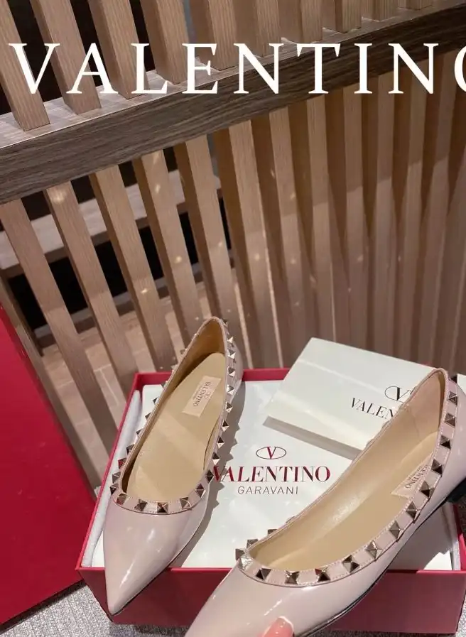 hype Valentino High Heels