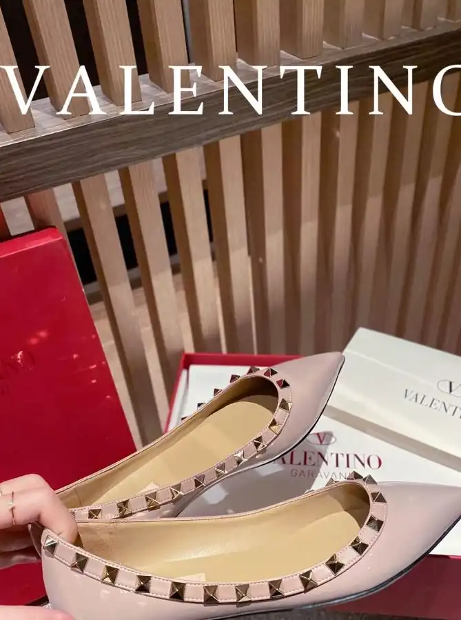 hype Valentino High Heels