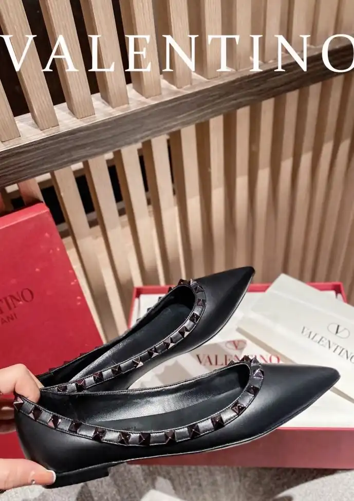 hype Valentino High Heels