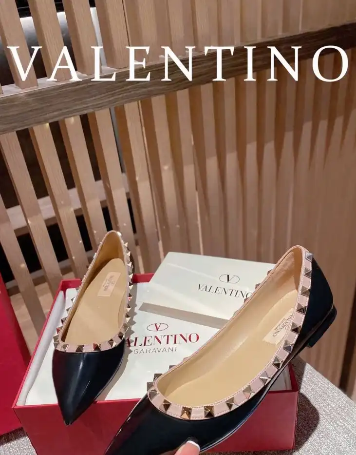 hype Valentino High Heels