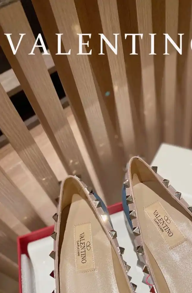 hype Valentino High Heels