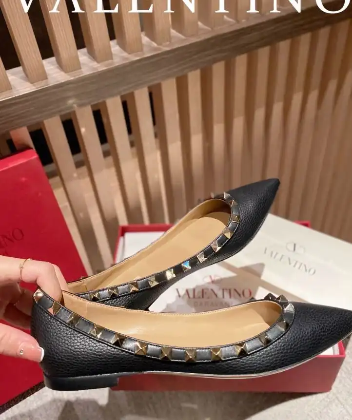 hype Valentino High Heels