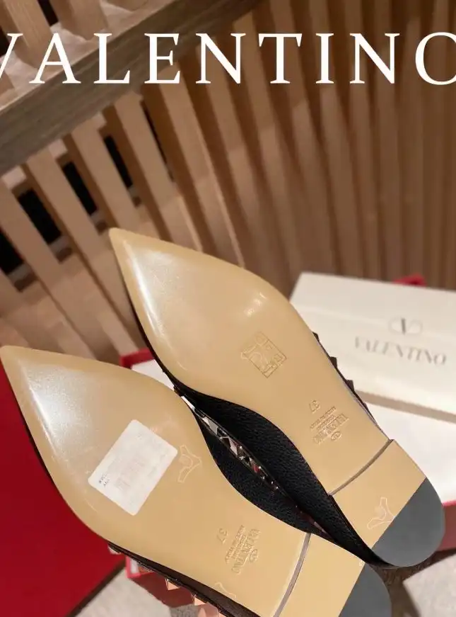 hype Valentino High Heels