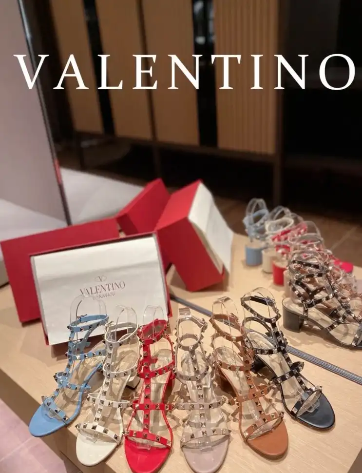 hype Valentino High Heels