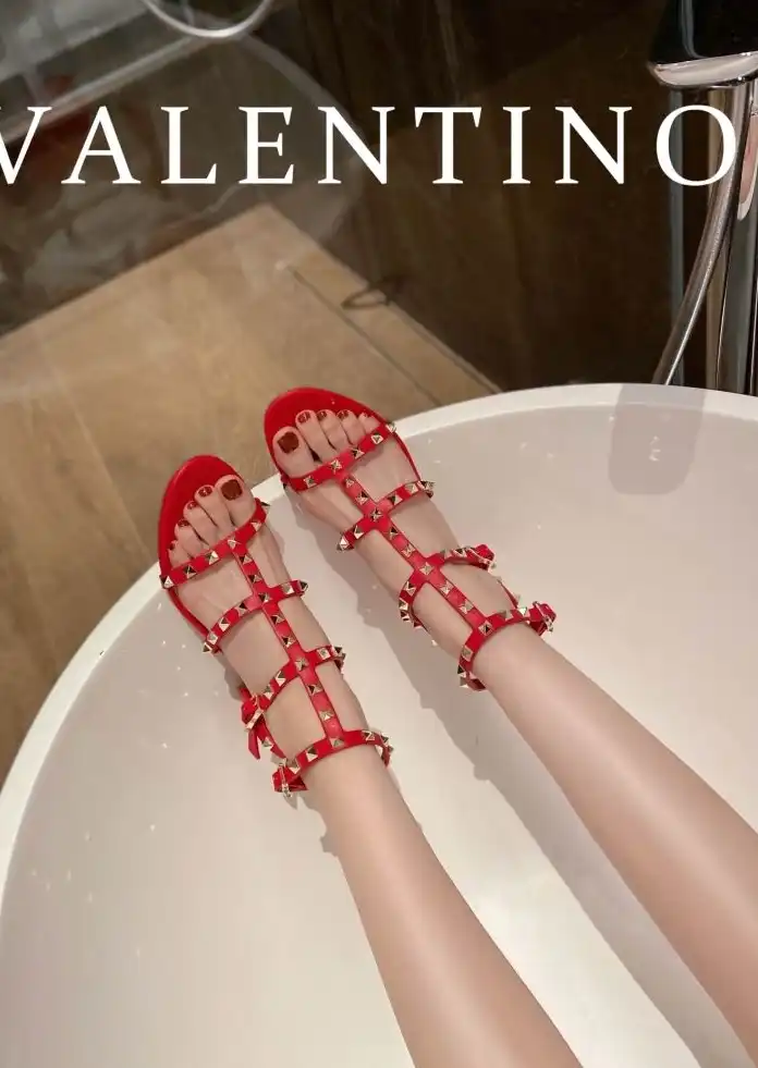 hype Valentino High Heels