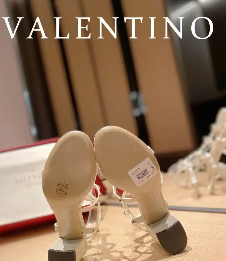 hype Valentino High Heels