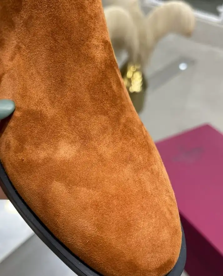 hype Valentino Boots