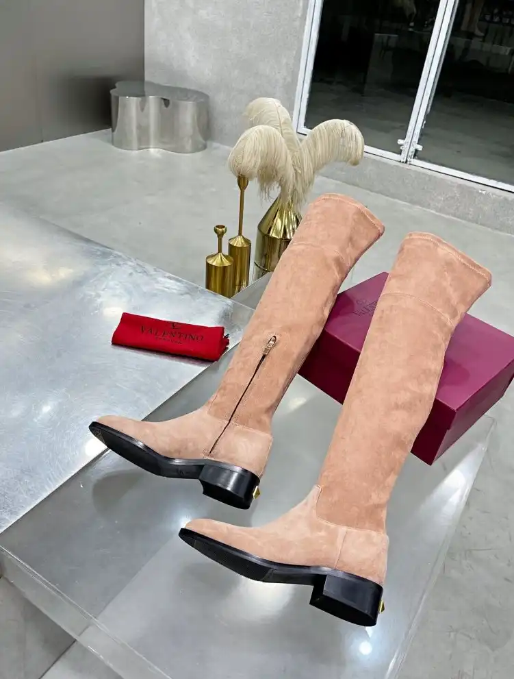 hype Valentino Boots