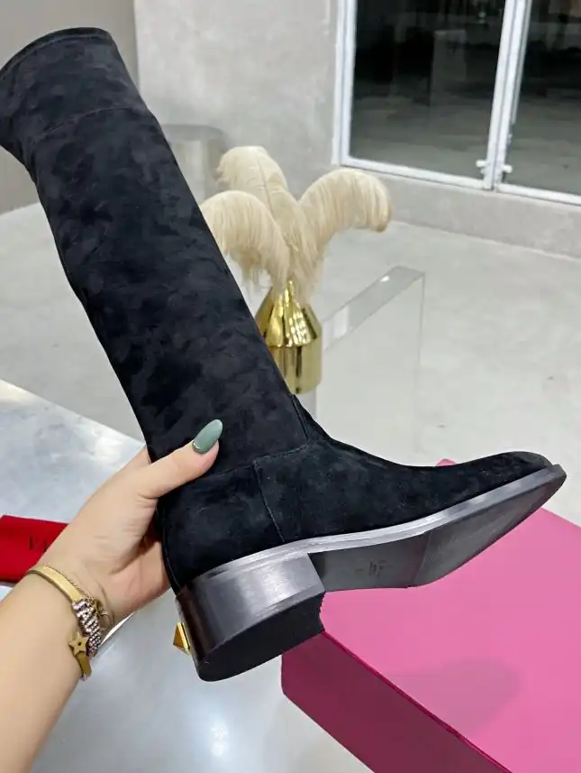 hype Valentino Boots