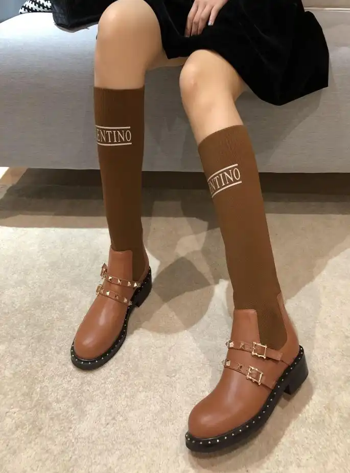 hype Valentino Boots