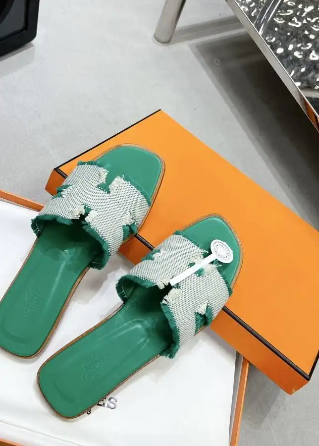 hype Hermes Slippers