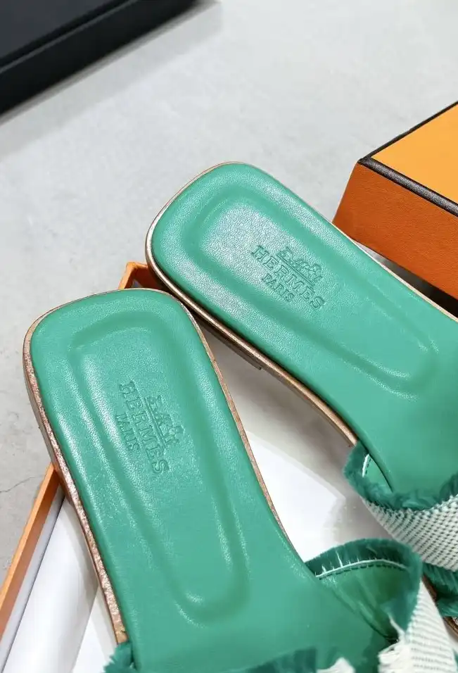 hype Hermes Slippers