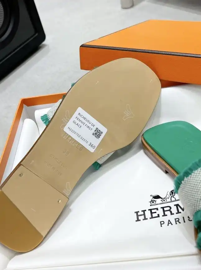 hype Hermes Slippers