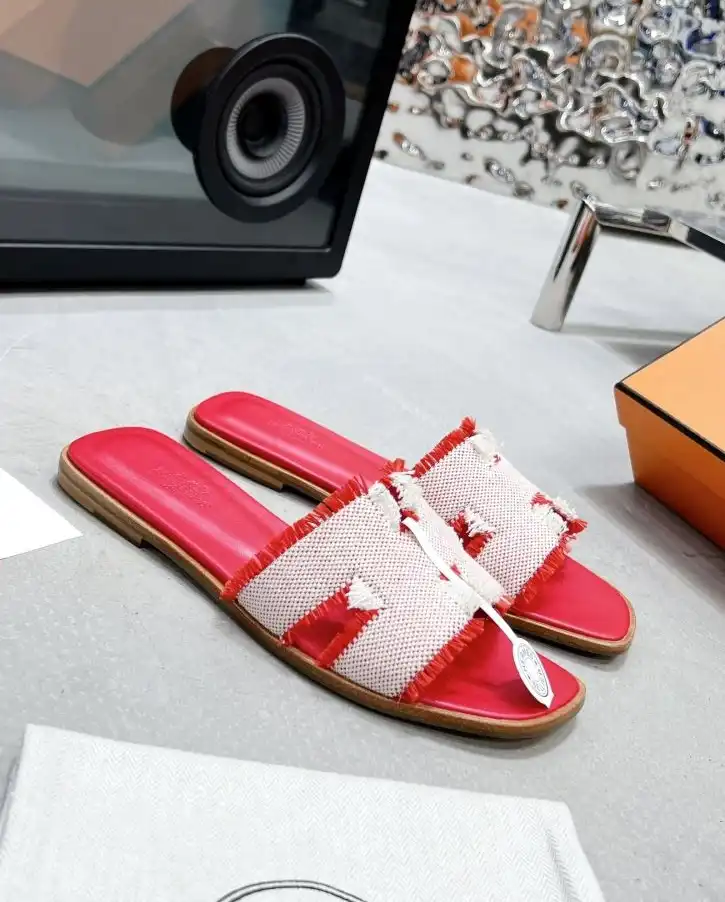 hype Hermes Slippers