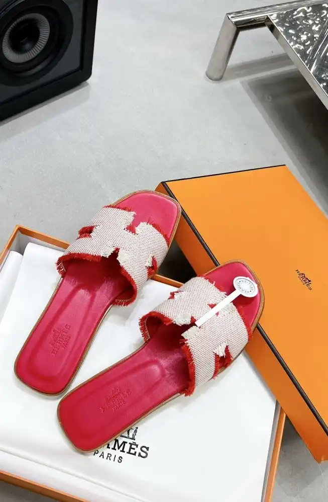 hype Hermes Slippers