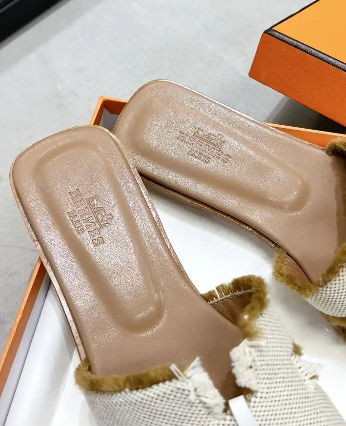 hype Hermes Slippers