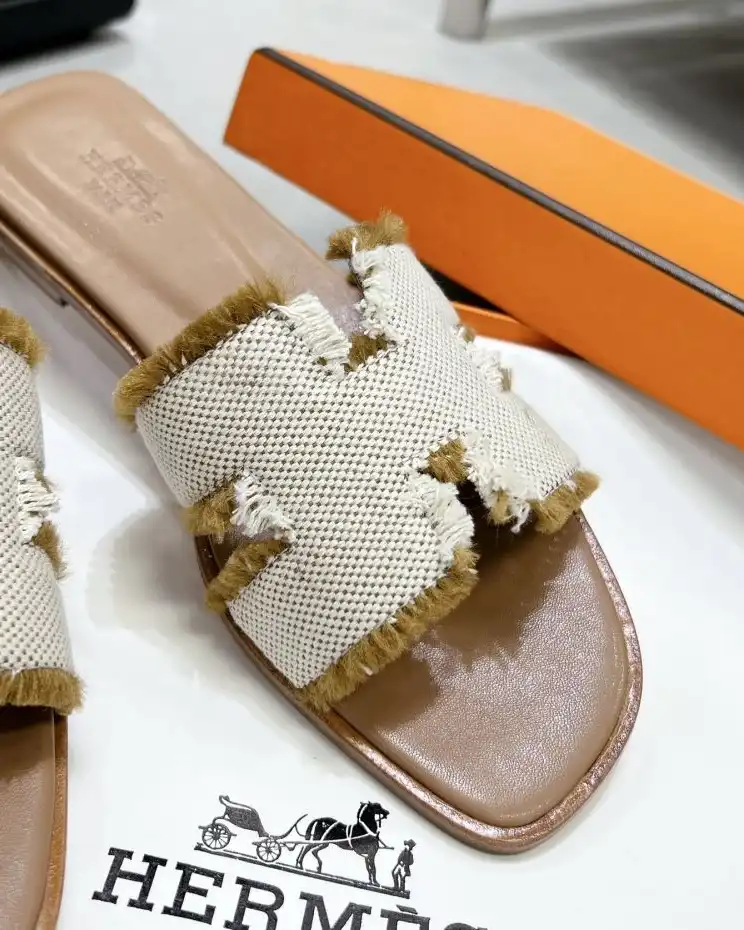 hype Hermes Slippers