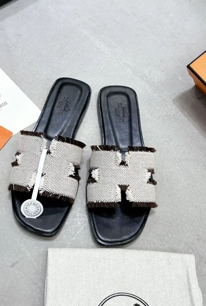 hype Hermes Slippers